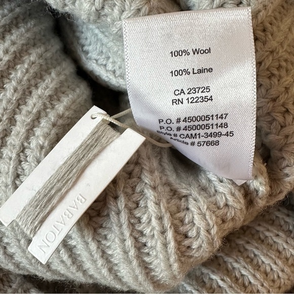 Babaton Gray V-Neck Sweater - Picture 5 of 7